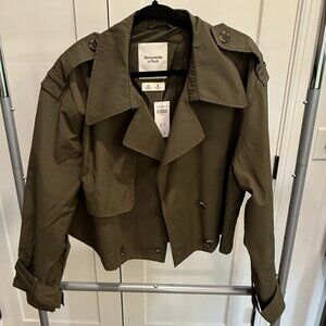 Abercrombie & Fitch Cropped Trench Coat